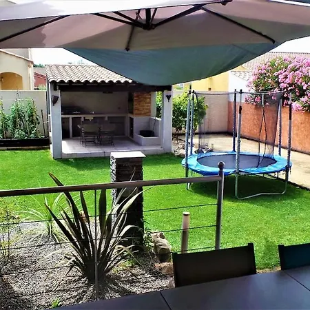 Moderne Avec Toutes Les Commodites, Proche De La Villa Bernis
