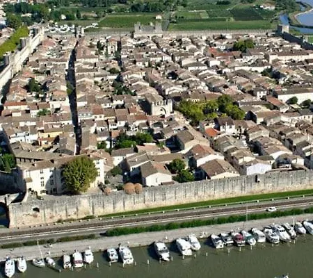 Moderne Avec Toutes Les Commodites, Proche De La Bernis