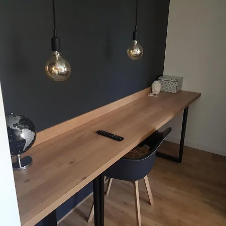 Moderne Avec Toutes Les Commodites, Proche De La Villa Bernis