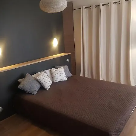 Villa Moderne Avec Toutes Les Commodites, Proche De La Bernis